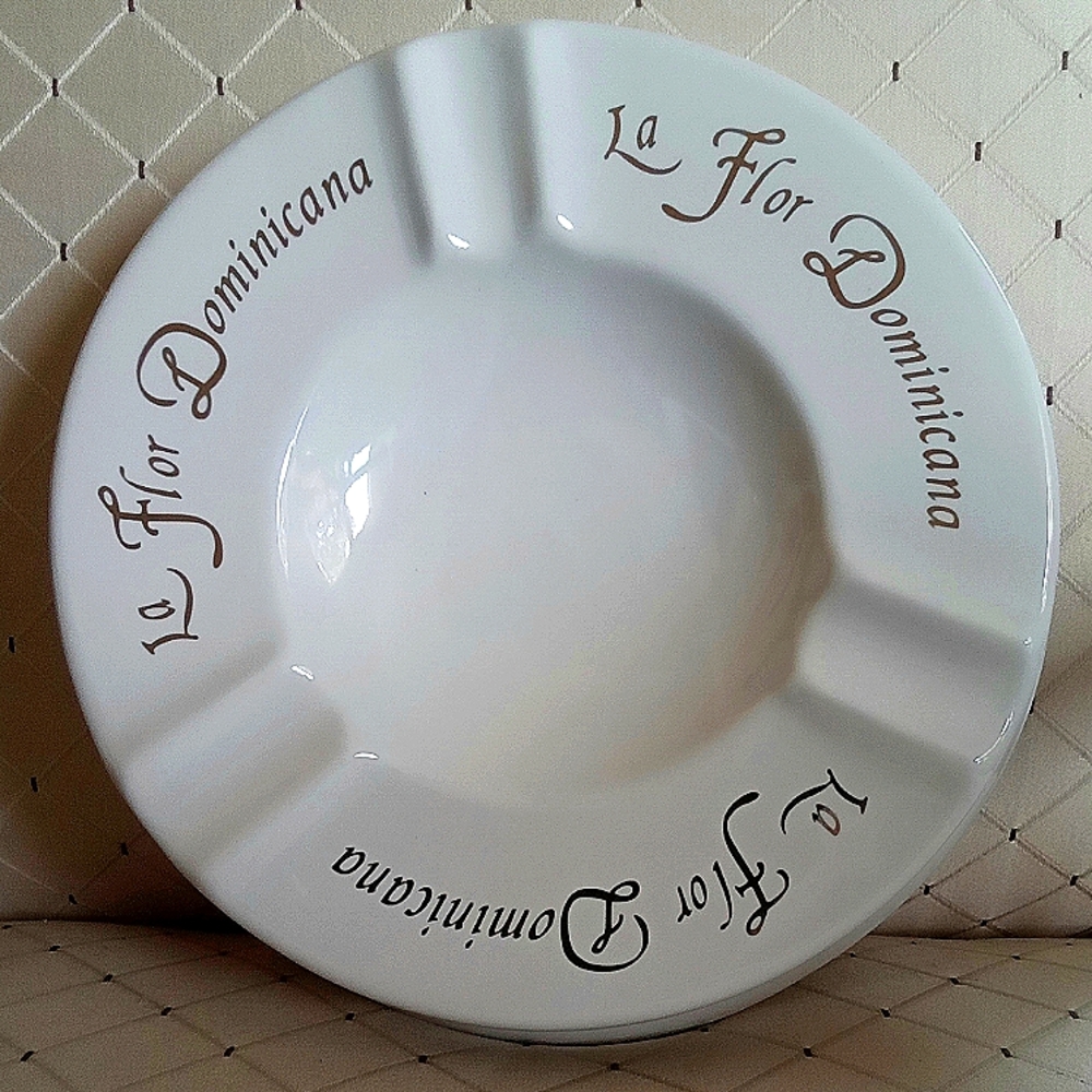 CIGAR ASHTRAY